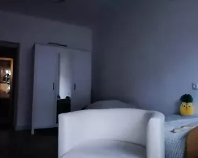 Youstinah sexy slim brunette ass webcam show