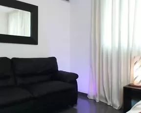 Queen_chanel slim teen latina girl webcam show