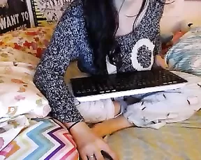 Zilla_x asian girl with big tits webcam show