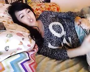 Zilla_x asian girl with big tits webcam show