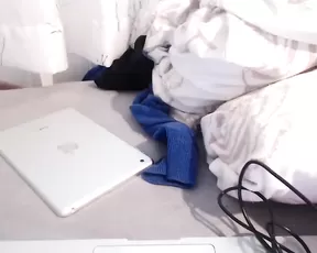 Norwaysub sexy naked blonde in bed masturbate wet pussy webcam show