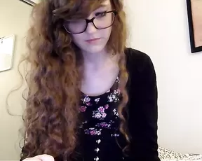 Tidecallernami nice young girl webcam show