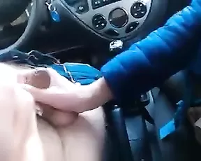 Virgincouple teen make handjob in car private show