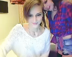 Milanayana beauty girls in free webcam show