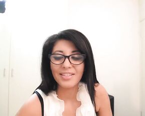 Passion busty brunette in glasses get couple sex webcam show