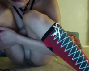 Tattooed gf loves to gag