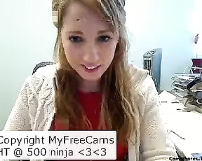 brielleday nice teen blonde free teasing webcam show