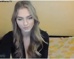 Kensie_K sexy teen blonde show naked tits webcam show