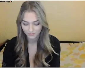 Kensie_K sexy teen blonde show naked tits webcam show