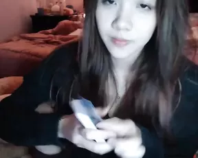 Sexy thing gets a facial