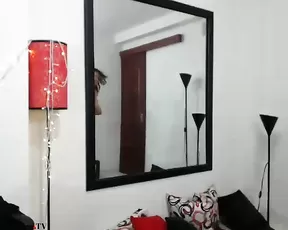 Fat milf brunette with gigant boobs teasing webcam show