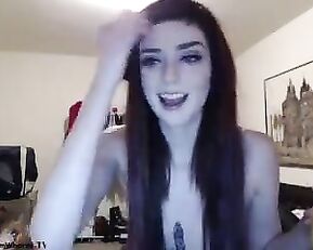 Slim naked tattoo brunette vibrating pussy webcam show