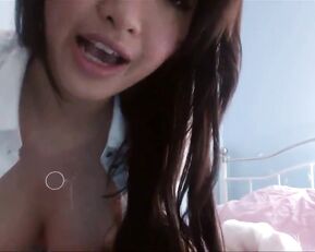 MissreinaT asian school girl fingering wet pussy webcam show