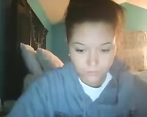 Tori22 juicy teen in free private show