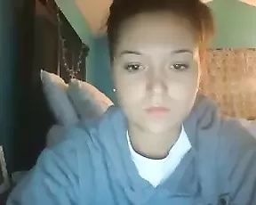 Tori22 juicy teen in free private show