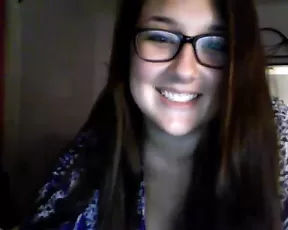 Tits_mcgee23 juicy milf in glasses masturbate her pussy webcam show