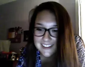 Tits_mcgee23 juicy milf in glasses masturbate her pussy webcam show