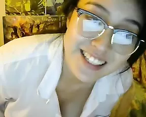 Zilla_x fat asian girl fuck pussy in bed webcam show