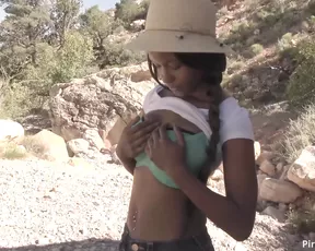 ManyVids JezabelVessir Hiking Pov Bunny Video HD