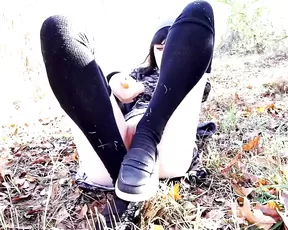 eeeveee-Masturbating in park