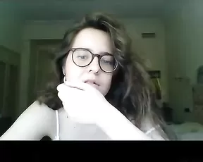 lollipopkis1 juega con tetas