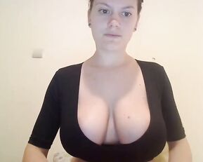 Bigtitsmary2 mature with huge natural boobs free private show