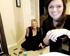 Ashtonslove dirty milf girls free webcam show