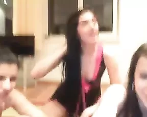 Persian_banoo three slim teen girls webcam show