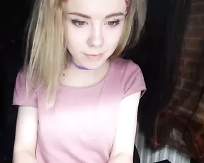 o_arlin_o young little teen blonde free teasing webcam show