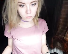 o_arlin_o young little teen blonde free teasing webcam show