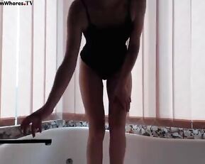 anik201 beauty teen blonde show body webcam show