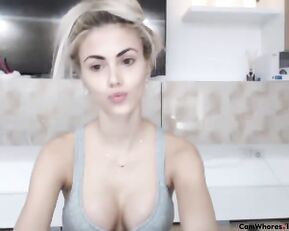 uglyblonde very slim and beauty sexy blonde webcam show