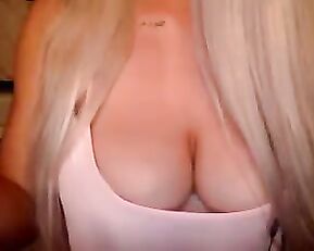 Katupton sex bomb busty blonde teasing webcam show