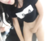 Luna_sexx young brunette finger her little pussy in private show