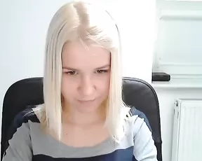 Mahalani nice blonde show face private show