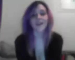 Whipmebabe fun girl in bed play with pussy webcam show