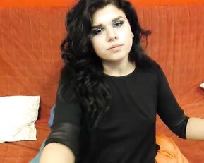 Young Brunette teen brunette show her wet pussy webcam show