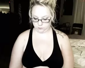 Mollyrockit pregnant masturbation