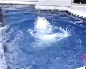 ManyVids SweetxMelody Pool Side Fun Premium Video HD