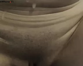 Baileyrayne mfc Wet Close-up