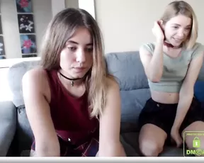 Babymelony & Juliaiva - Hot Kiss