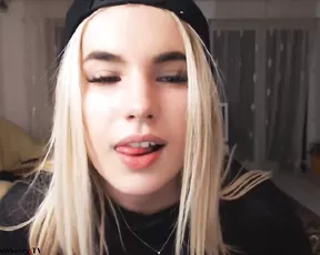 Ruthmoon Show