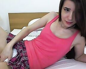 Godiva6 sweet slim teen in bed in panties webcam show