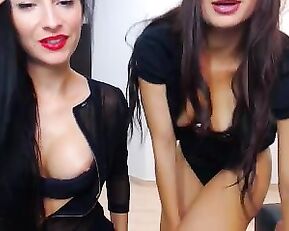 KinkyWild_ sex bomb dirty milf lesbians uniform police teasing webcam show