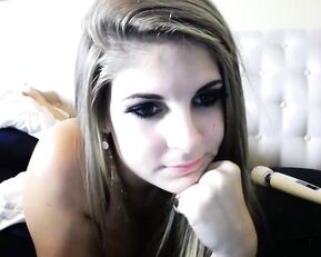 Myalennon sweet blonde show face free webcam show