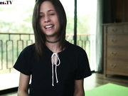 newchloe18 strip, masturbate and orgasm 05.04.2017