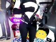 goldengoddessxxx, flashing, cosplay, blonde