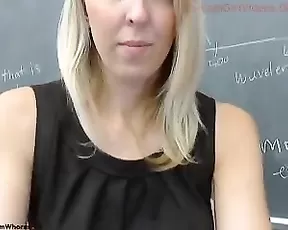 Cassideestarr teacher inserts two sharpies in her pussy