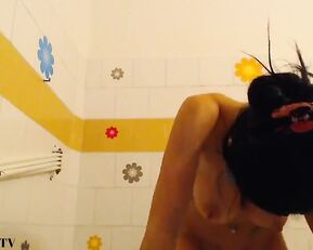 Lexax Blows a Dildo in the Shower