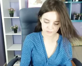Prettyanasteisha nice teen on chair free private show